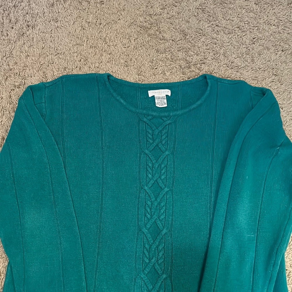 Yarn works green sweater very warm long length great with leggings